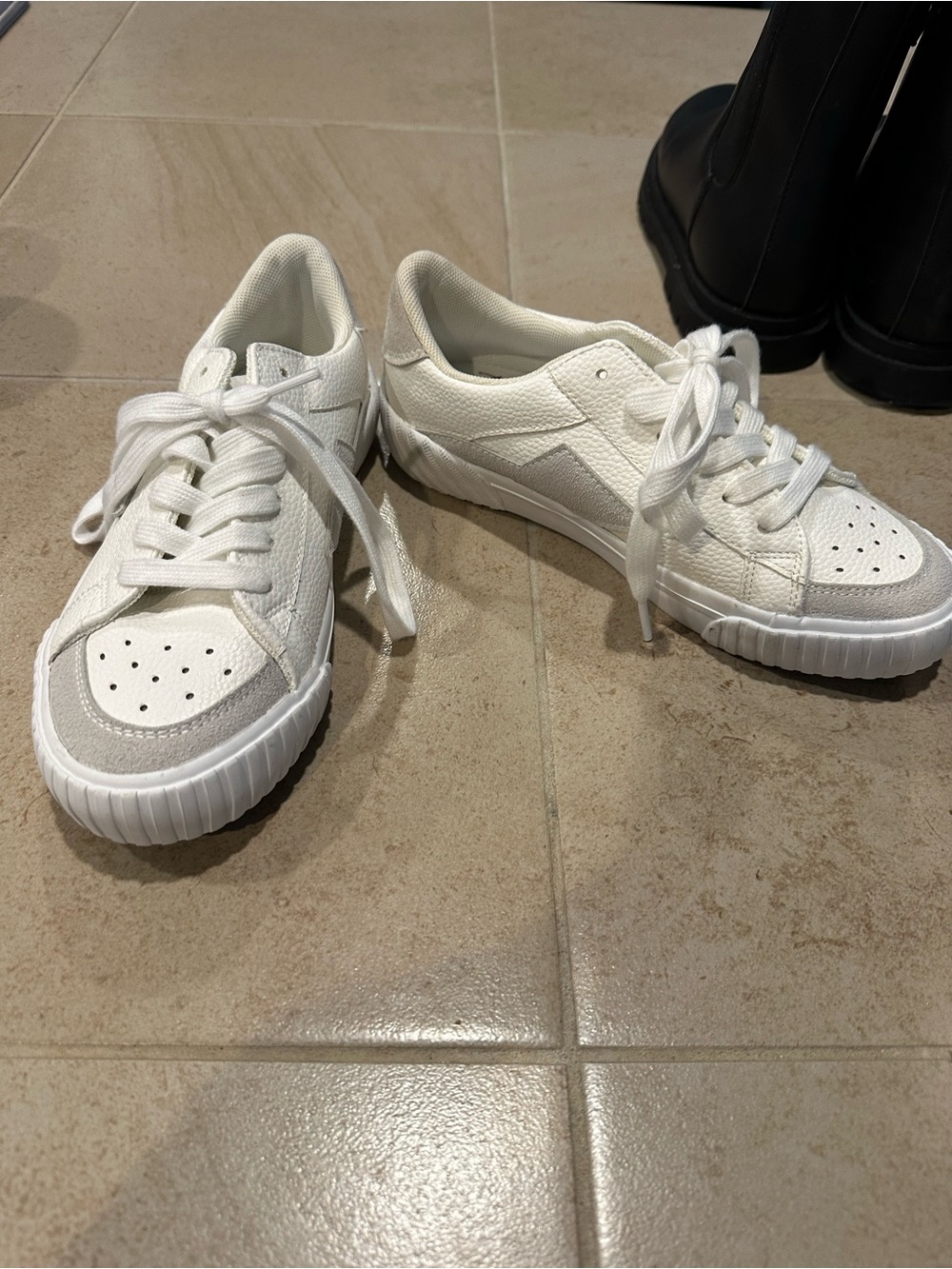White Women's Low-Top Canvas Sneakers - Picture 2 of 6